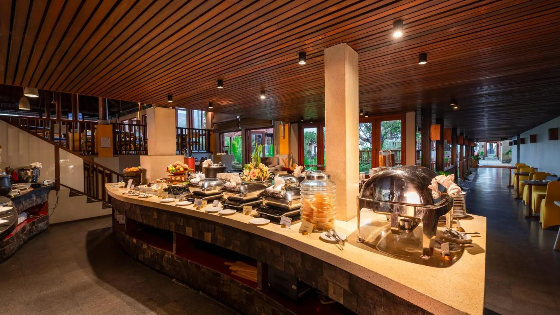 Mercure Kuta Lombok 4*,