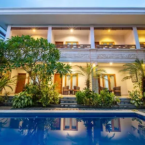 The Kutaya ** Kuta Lombok