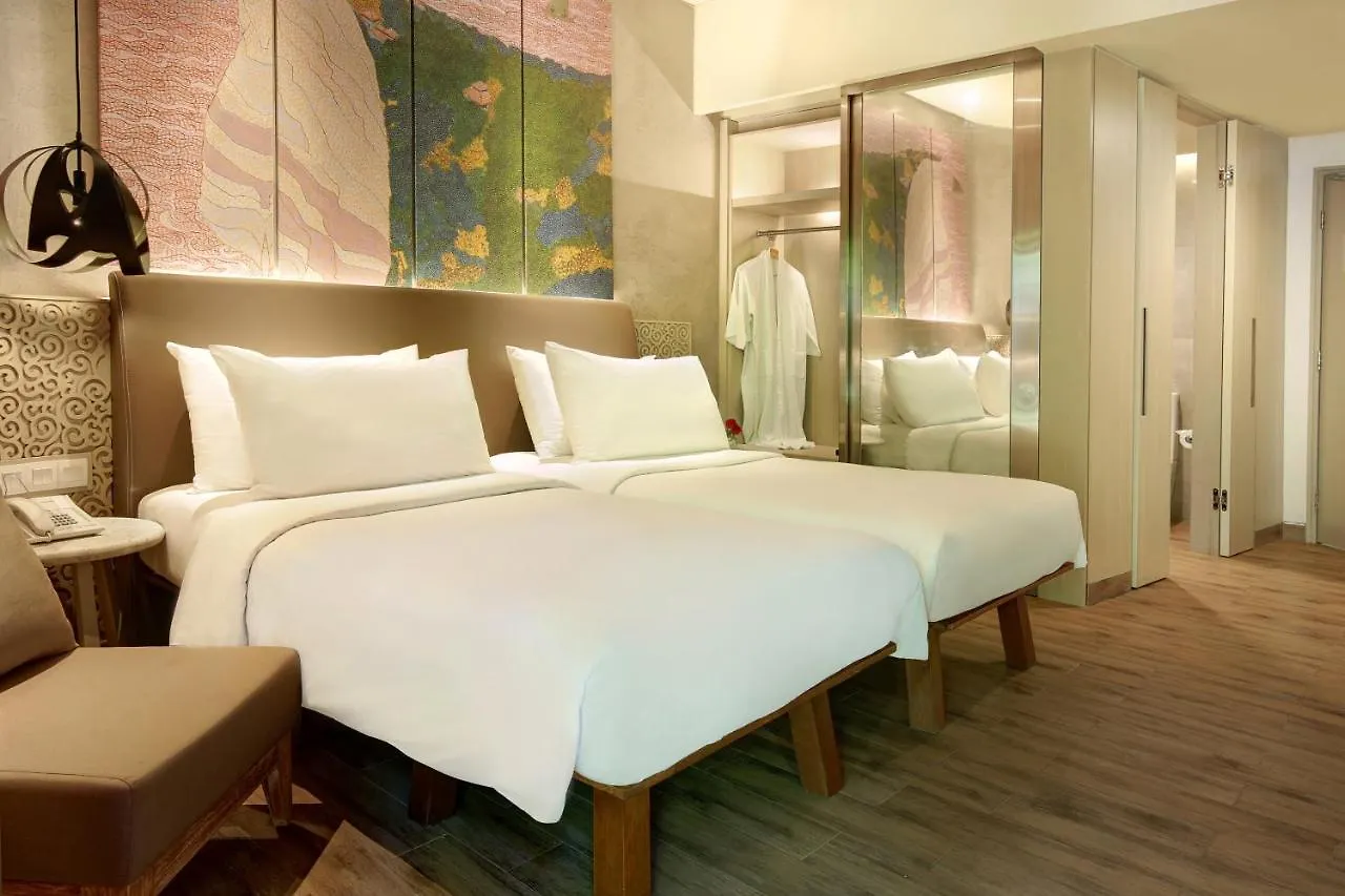 **** Hotel Mercure Kuta Lombok Indonesien